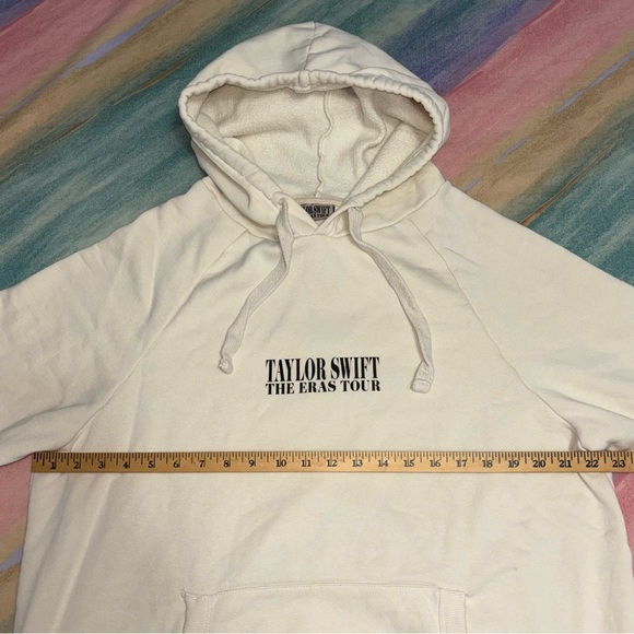 Taylor Swift Eras Tour cream hoodie size L - Picture 6 of 6